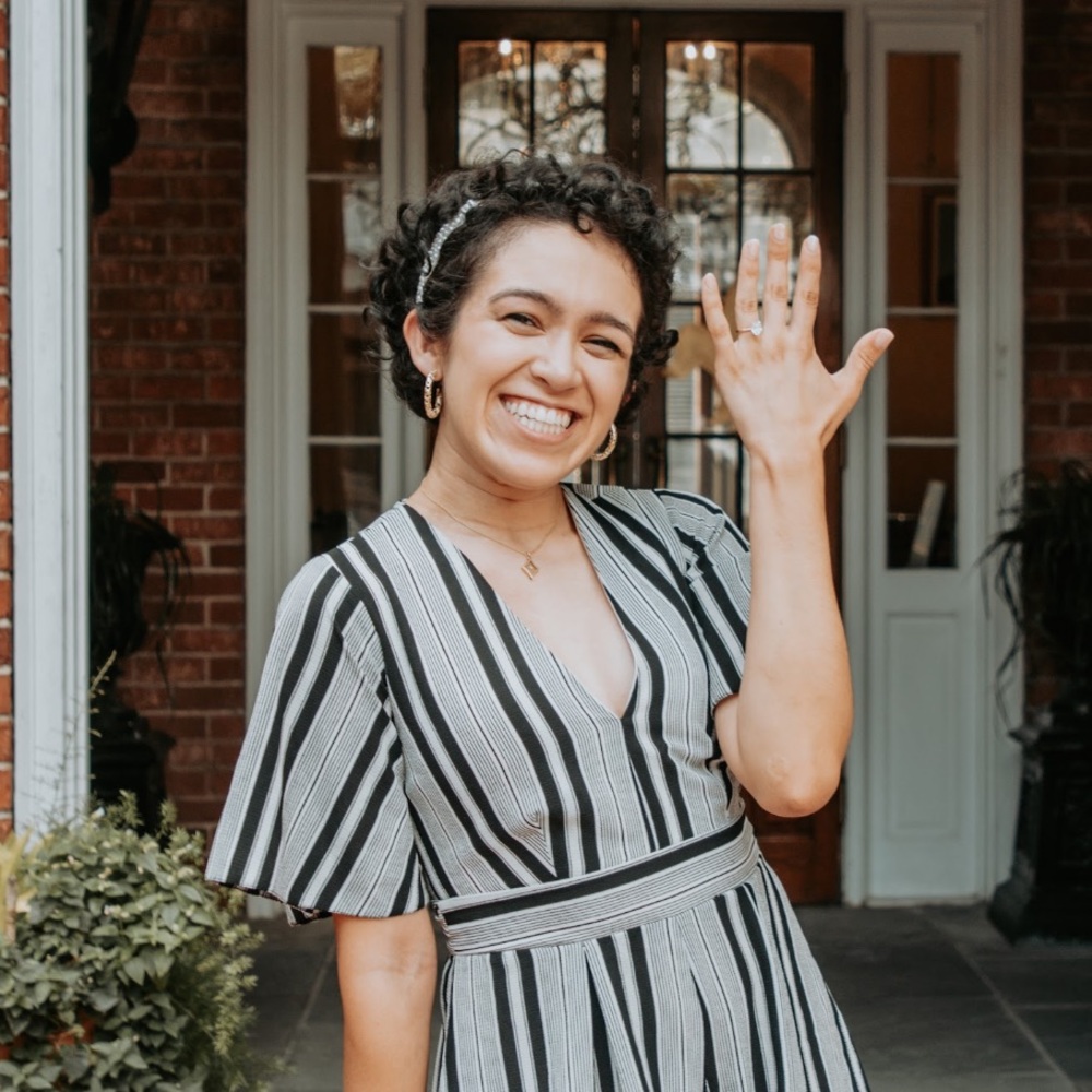 Meet your Posher, Leticia